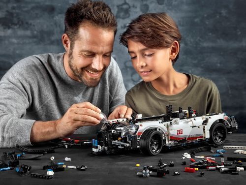 Set 42096