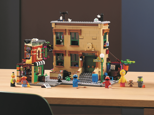 Set 21324