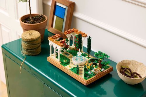Set 10359