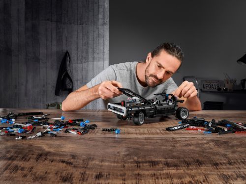 Set 42111
