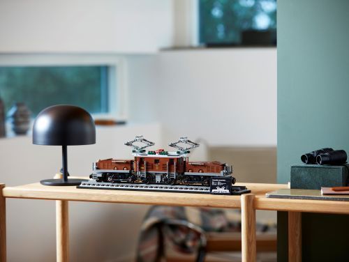 Set 10277