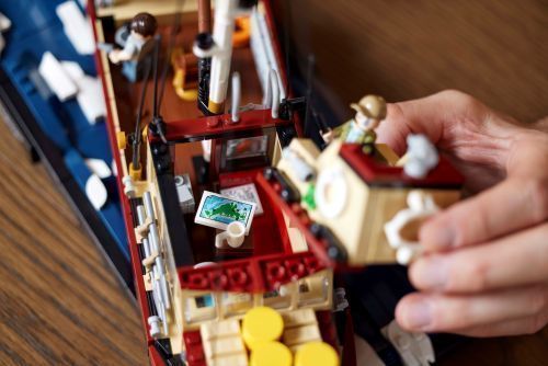 Set 21350