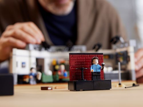 Set 21328