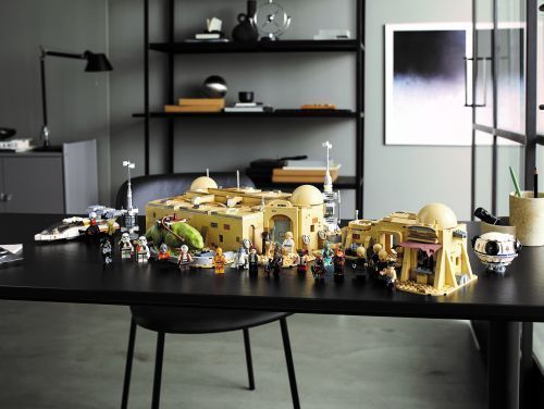 Set 75290