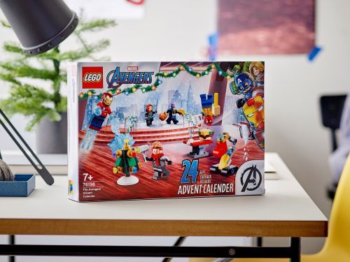 Set 76196