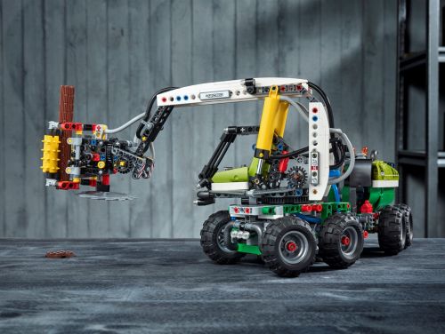 Set 42080