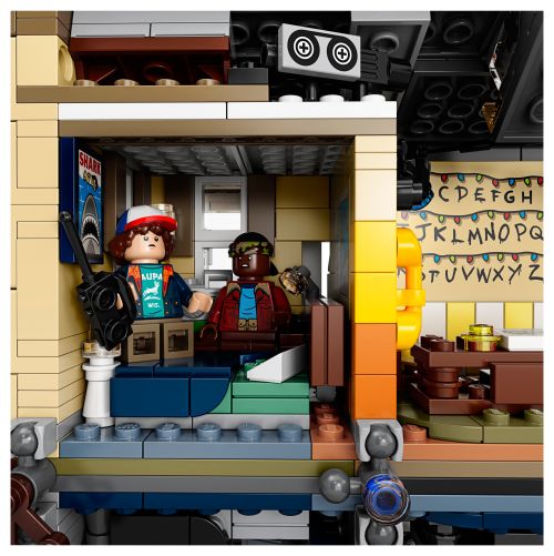 Set 75810