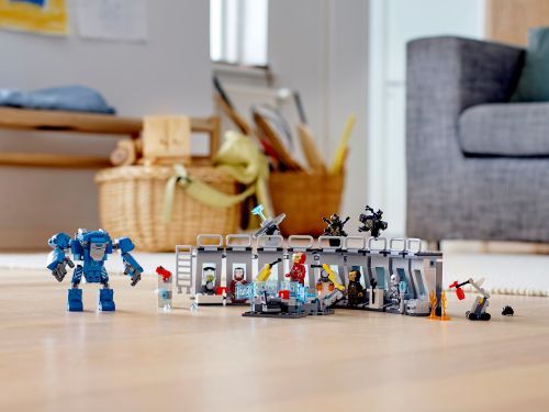 Set 76125