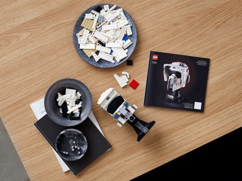 Set 75305