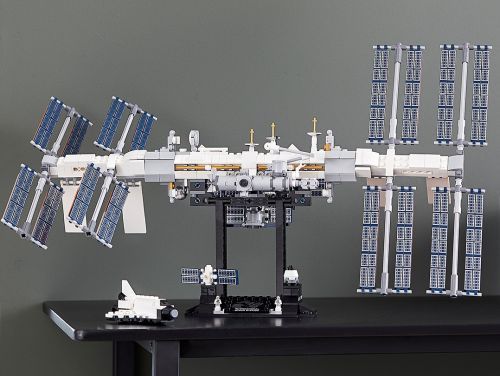 Set 21321