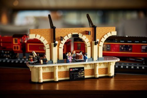 Set 76405