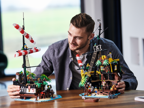 Set 21322