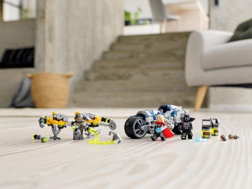 Set 76142