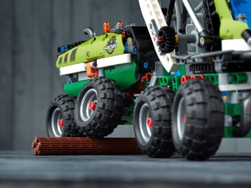 Set 42080