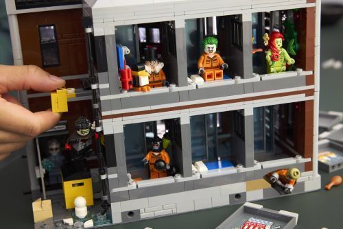 Set 76300
