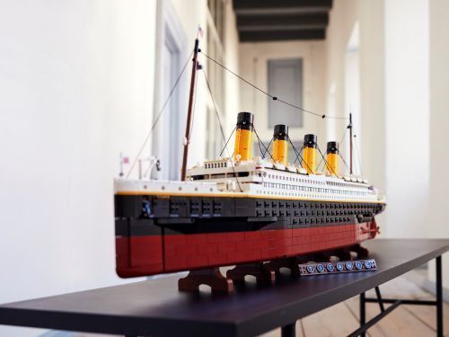 Set 10294
