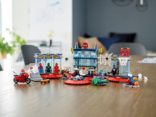 Set 76175