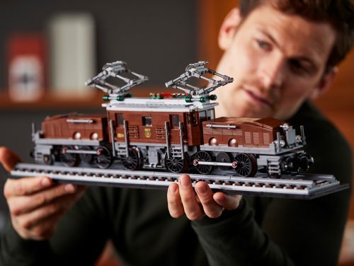 Set 10277