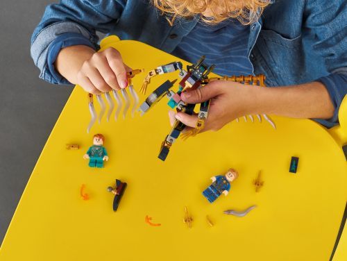 Set 76145