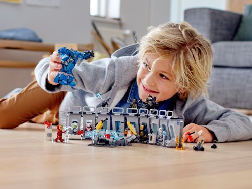 Set 76125