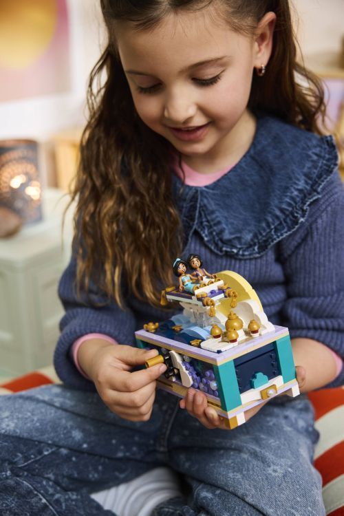 Set 43295