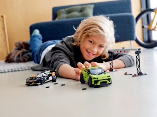 Set 76899